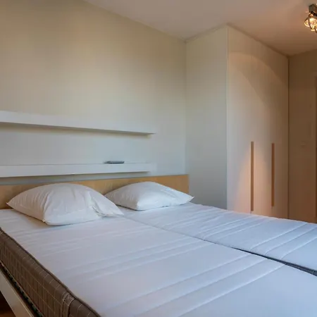 Apartment I 804